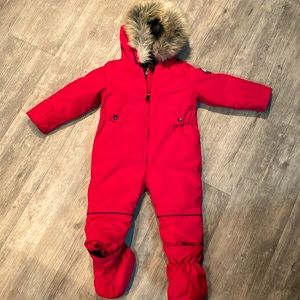 Like new! Adorable one piece snow suit with detachable booties